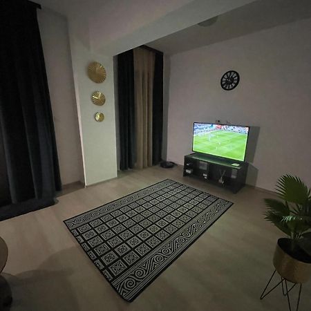 Urban Nest- Apartament Cu 2 Camere, Aproape De Iulius Mall Яш Екстериор снимка