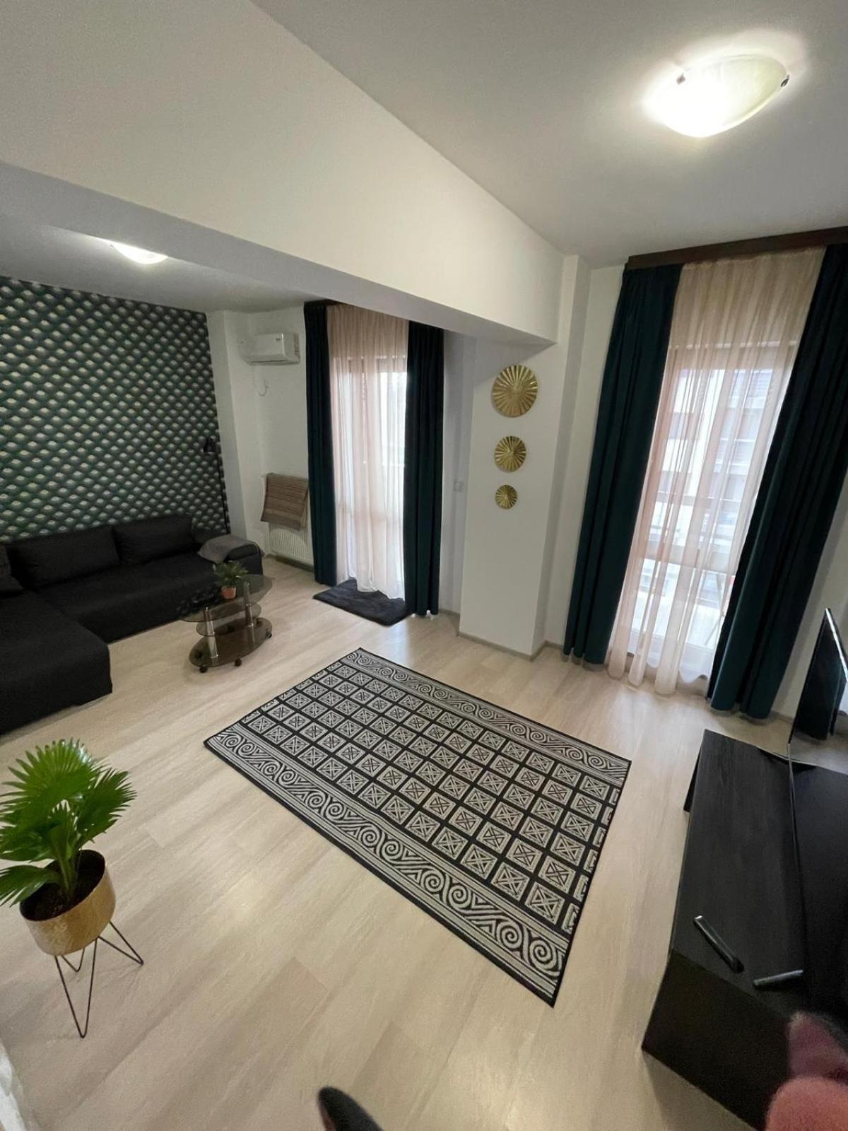 Urban Nest- Apartament Cu 2 Camere, Aproape De Iulius Mall Яш Екстериор снимка