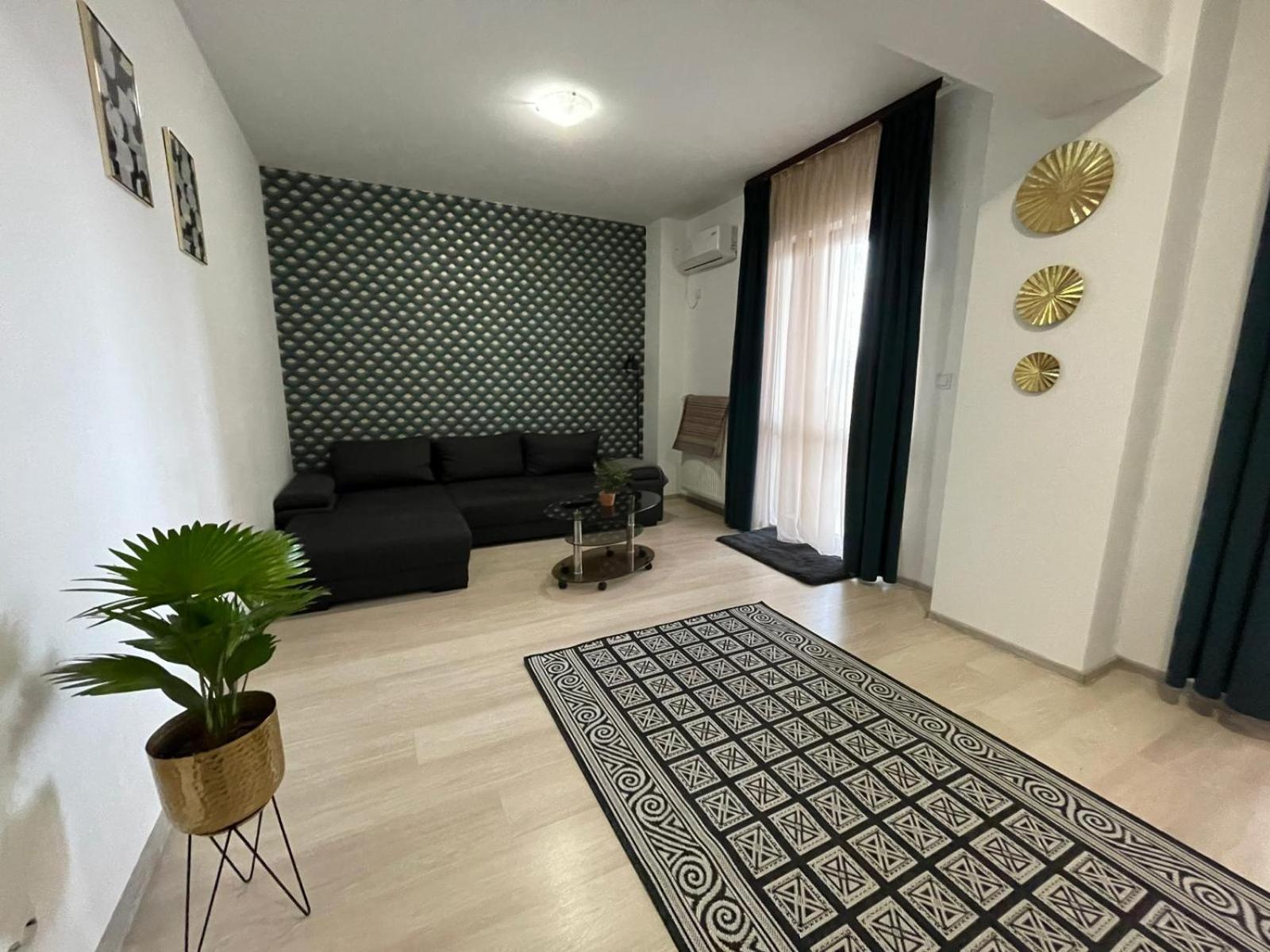 Urban Nest- Apartament Cu 2 Camere, Aproape De Iulius Mall Яш Екстериор снимка