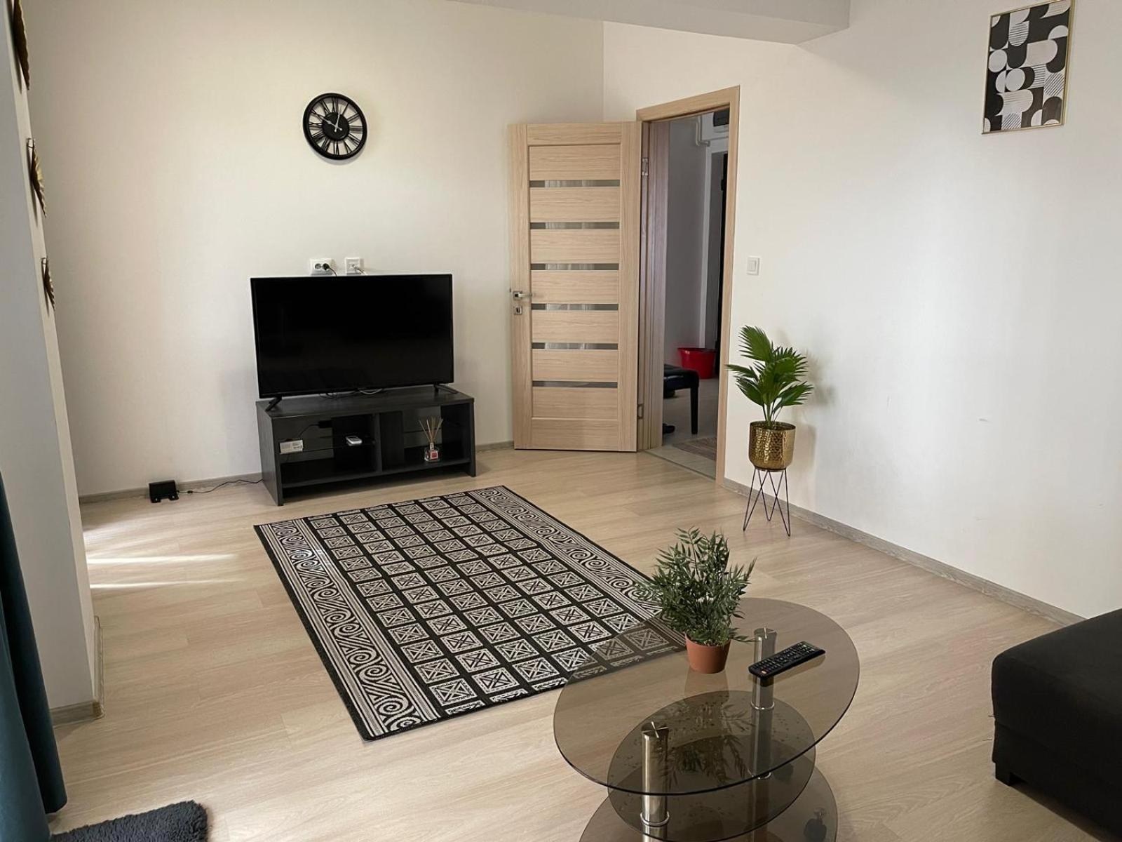 Urban Nest- Apartament Cu 2 Camere, Aproape De Iulius Mall Яш Екстериор снимка